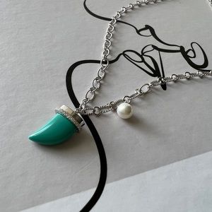 CLEARANCE.! Ivory with Pearl Necklace